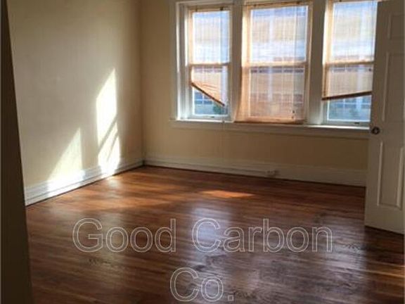 4th image of 1372 Hertel Ave