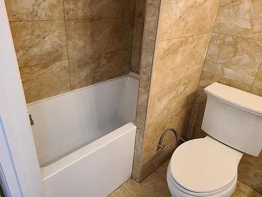 Rented by Virtual Real Estate | media 18