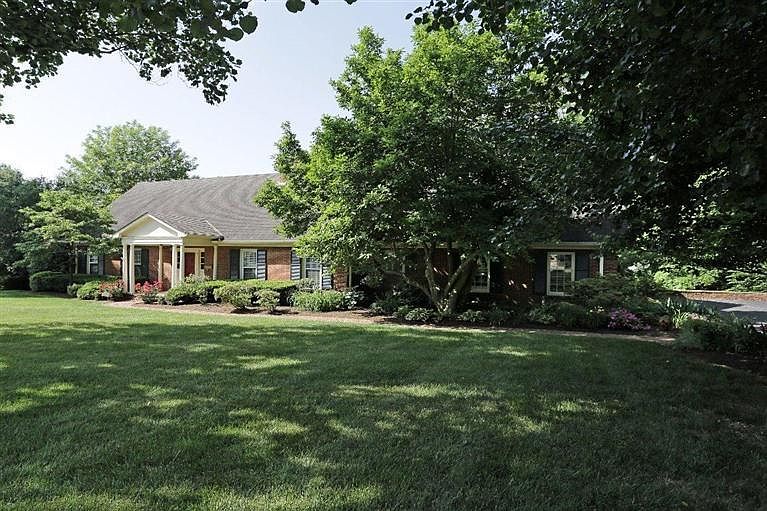 1st image of 736 Kirkland Dr