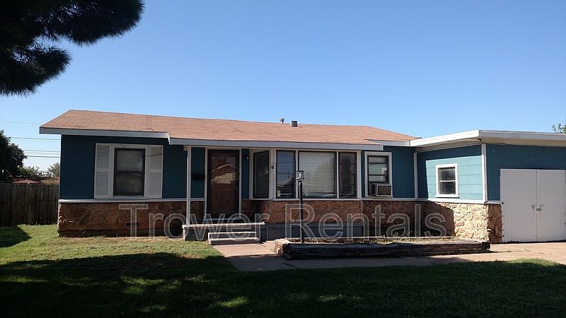 1st image of 2702 S Colonial Dr