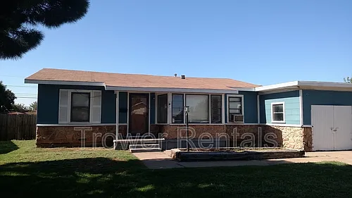 2702 S Colonial Dr Photo 1