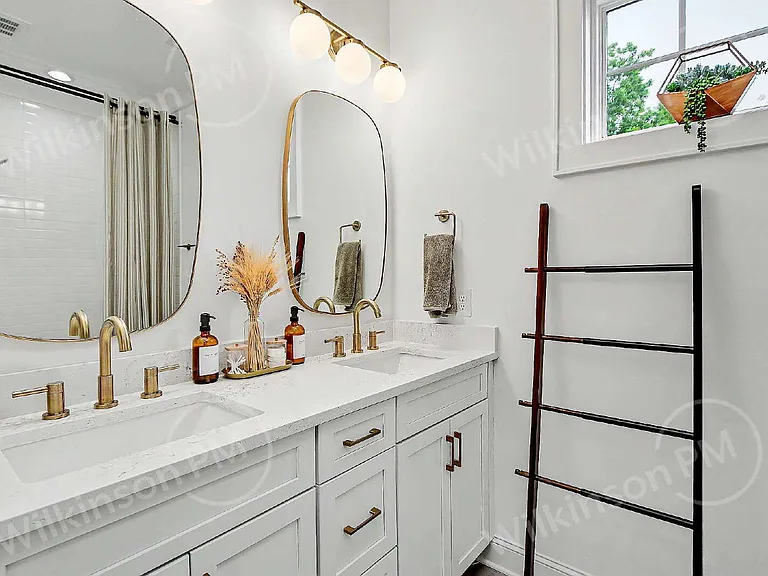 221 Gardner Ave — Photo 24