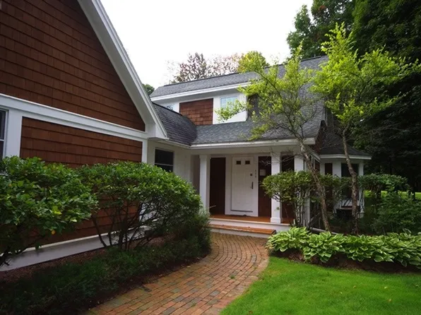 4044 Pinehurst Ln #19, Harbor Springs, MI 49740