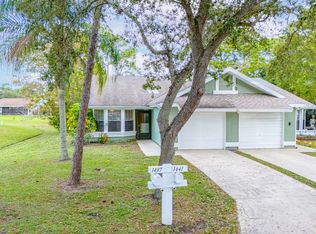 1437 SE Rivergreen Cir, Port Saint Lucie, FL 34952