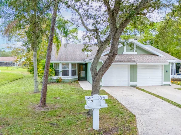 1437 SE Rivergreen Circle, Port St Lucie, FL 34952