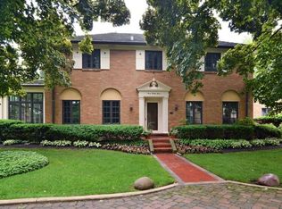 333 Sheridan Rd, Winnetka, IL 60093