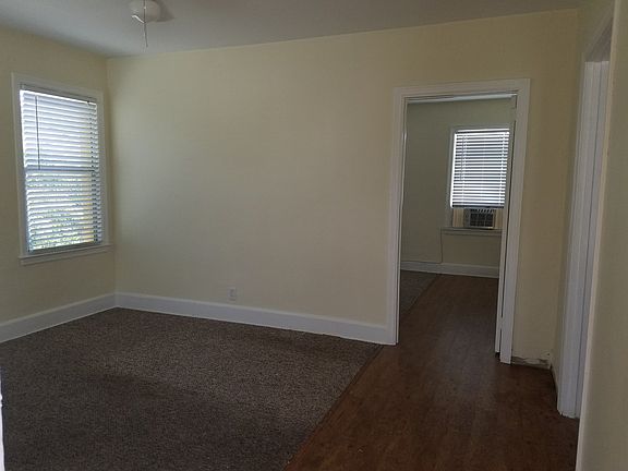 3rd image of 802 N Federal Hwy APT 2