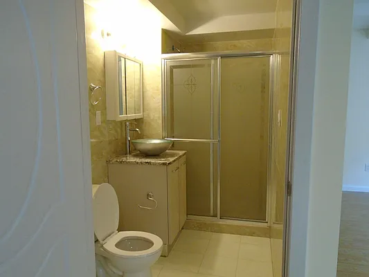 Rented by 18 REALTY | media 36