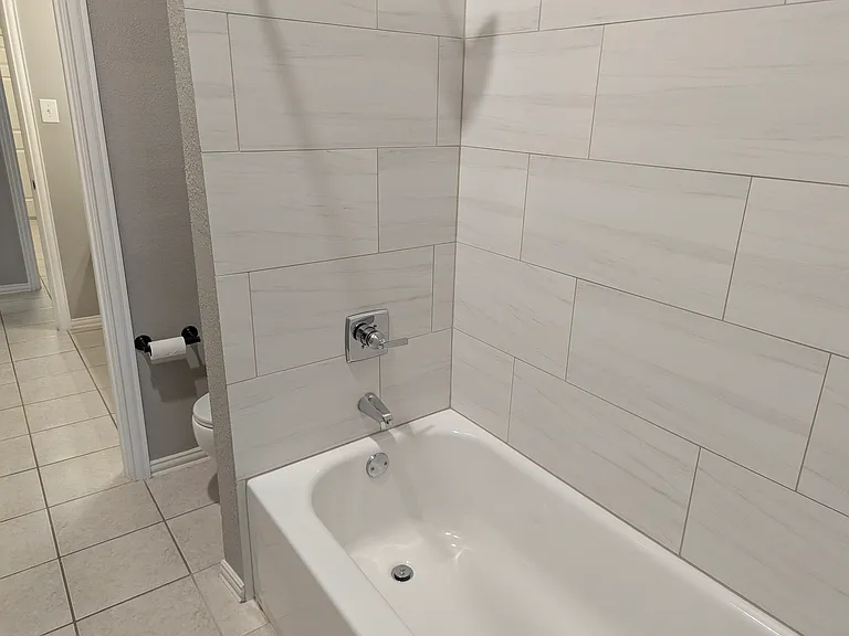 4200 Tiffany Dr — Photo 23