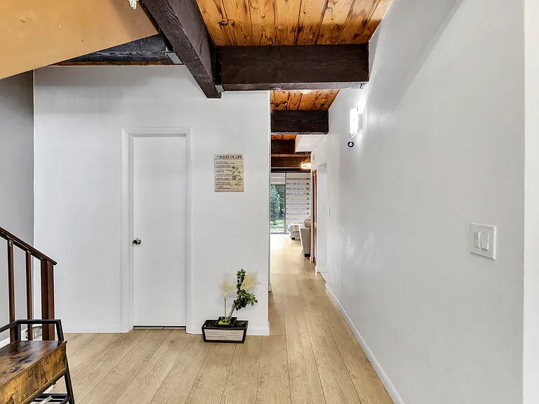 720 E Coco Plum Cir #5 — Photo 11