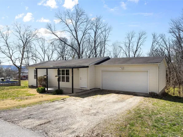 218 2nd St, Defiance, MO 63341