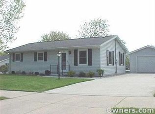 207 N Vine Ave, Marshfield, WI 54449
