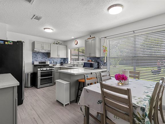 5th image of 13423 Bridgewalk Ln