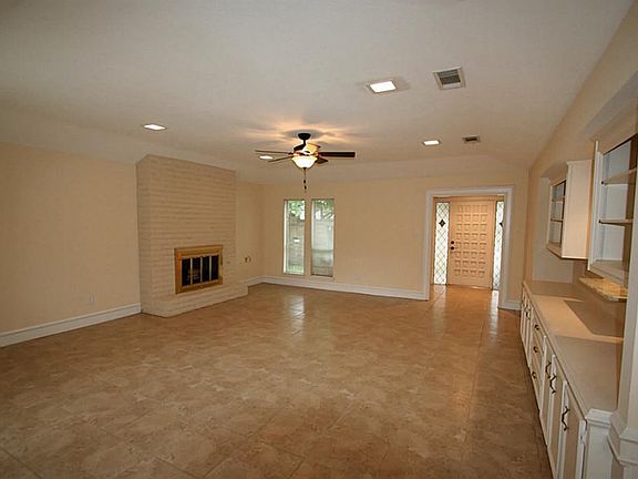 5th image of 6602 Oakland Hills Dr