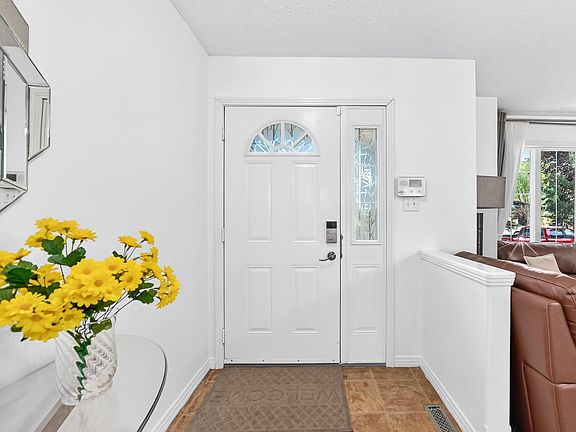 5th image of 1126 Grantham Dr NW