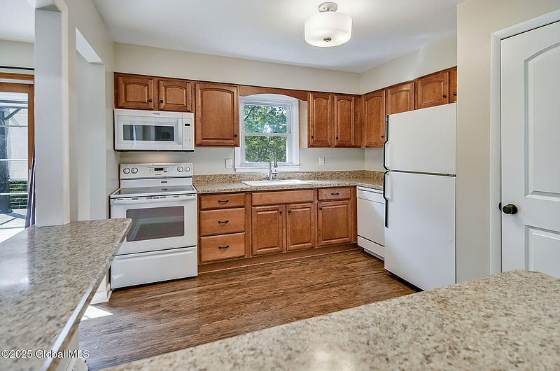 2nd image of 23 Hialeah Drive