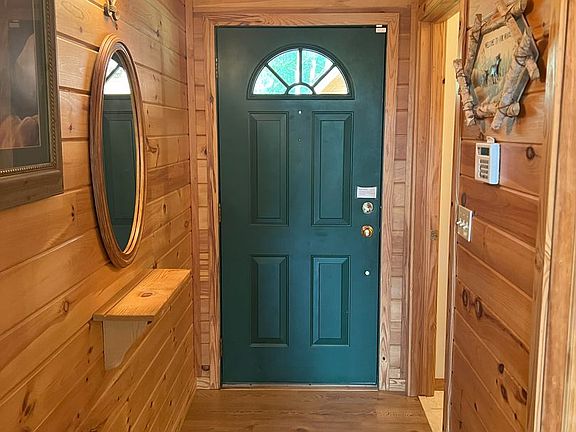 3rd image of 22145 Pine Valley Dr