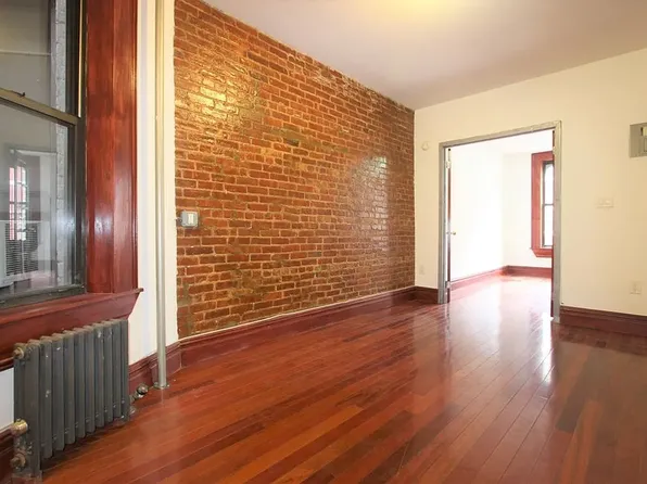 1408 Madison Avenue image 1 of 5