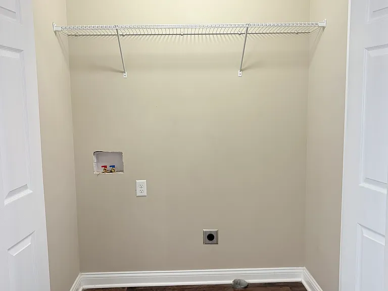 129 Hillridge Ct #C — Photo 14