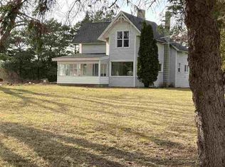 6733 Marion Center Rd, Charlevoix, MI 49720