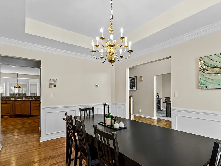 8 Bentley Way — Photo 9