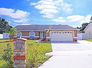 7933 Kaitlin Cir, Lakeland, FL 33810