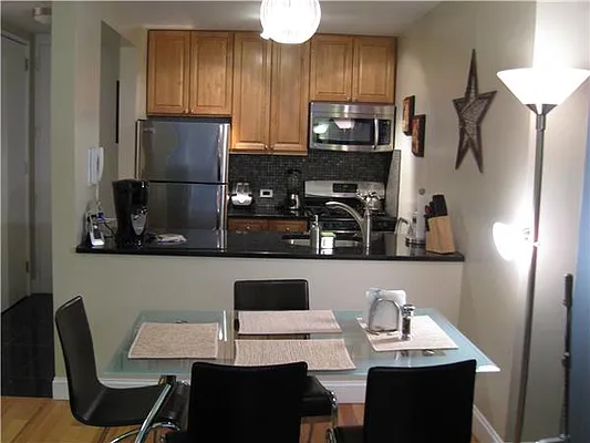 Rented by Level Group | media 33