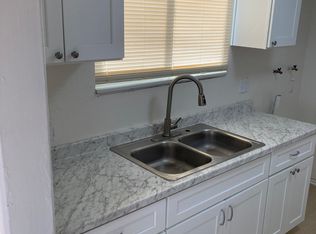 910 Carson St, Barstow, CA 92311