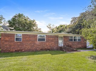 3942 Barmer Dr, Jacksonville, FL 32210