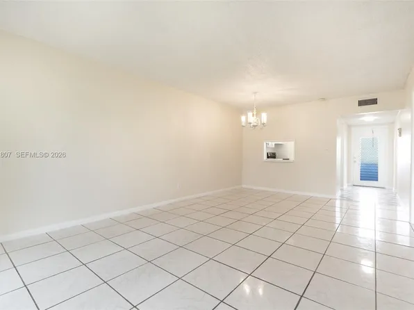 7877 Golf Circle Dr APT 108, Pompano Beach, FL 33063
