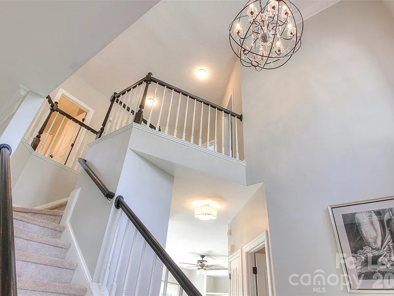 8414 Bampton Dr — Photo 13