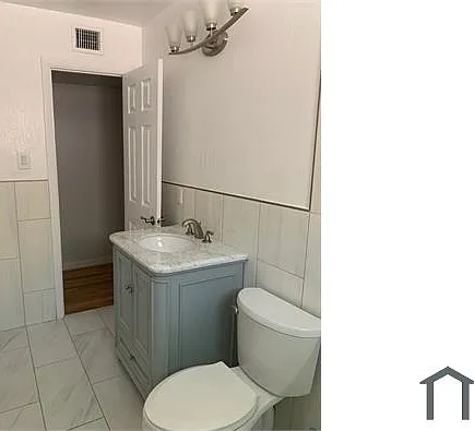 3021 Van Buren Ave — Photo 6