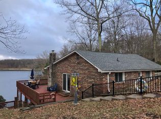 239 Flat Top Lake Rd, Ghent, WV 25843