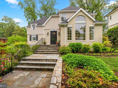 4608 37th St N, Arlington, VA, 22207