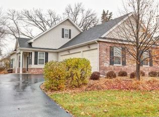 10570 Mississippi Cir N, Brooklyn Park, MN 55443