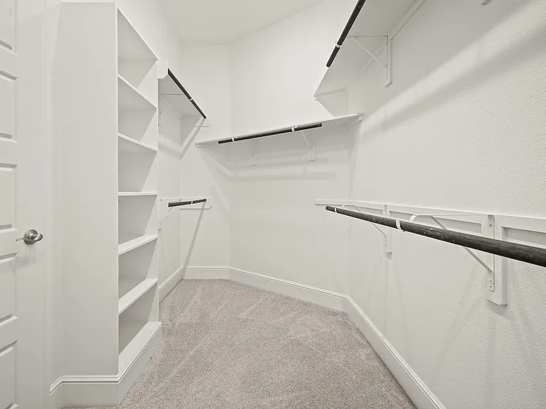 929 Wormwood Dr — Photo 31