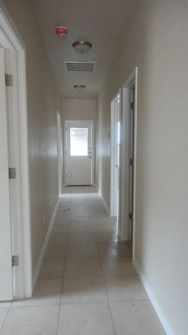 6801 student union duplex — Photo 4
