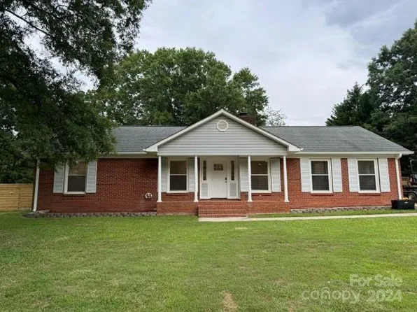 1405 Southwood Pl, Monroe, NC 28112
