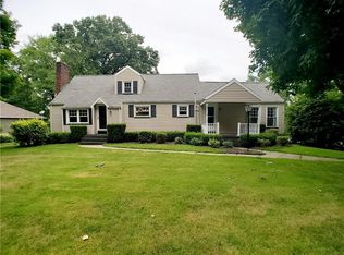 1127 Old Princeton Rd, New Castle, PA 16101