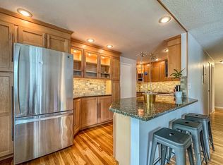 50 Green St APT 312, Brookline, MA 02446