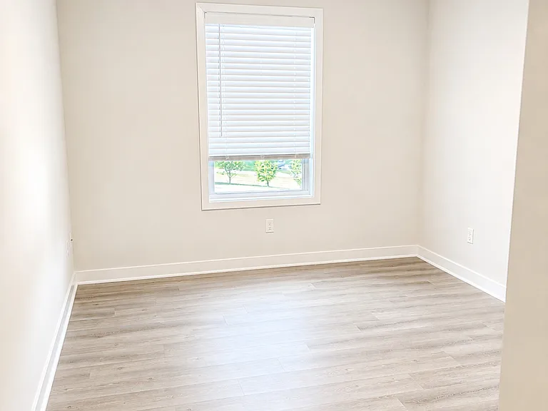 24 Glen Rd #B-2 — Photo 6
