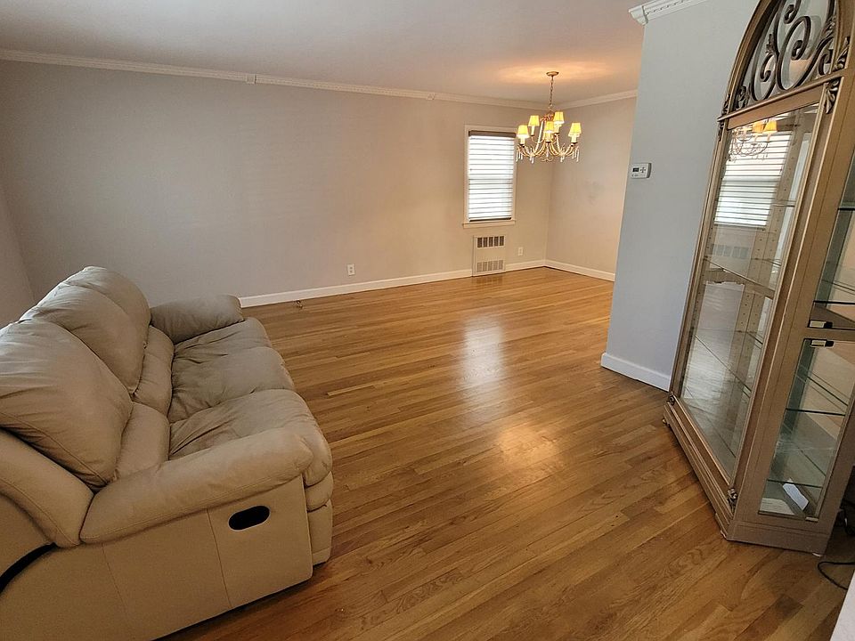 1st image of 40-39 203rd St #1