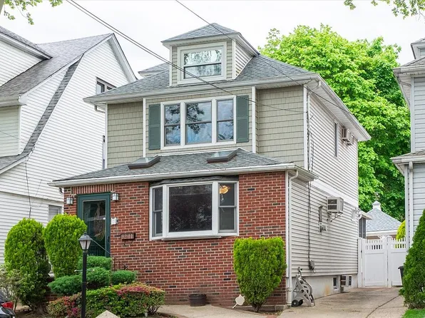 9211 70th Ave, Flushing, NY 11375