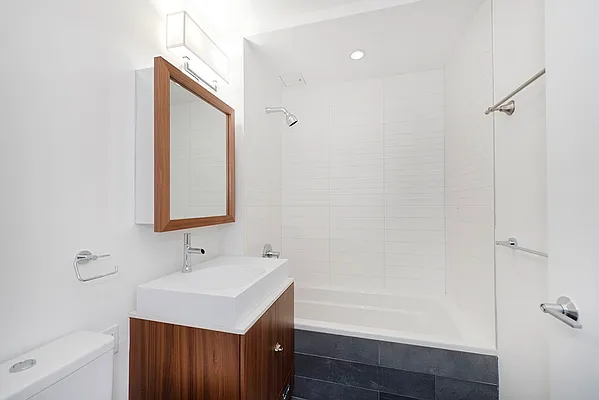 Rented by Bold Marketing | media 4
