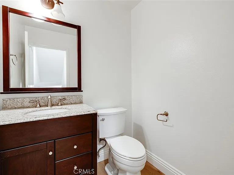 581 N Pageant Dr — Photo 8