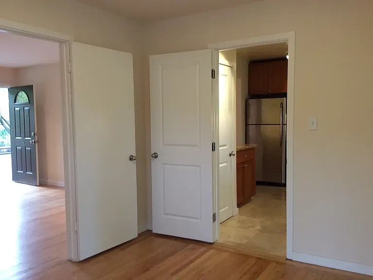 10 Ash Ave #A — Photo 9
