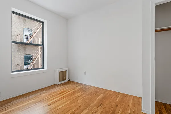 Rented by REAL New York | media 18