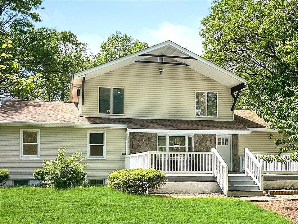 1st image of 36 Arbutus Court