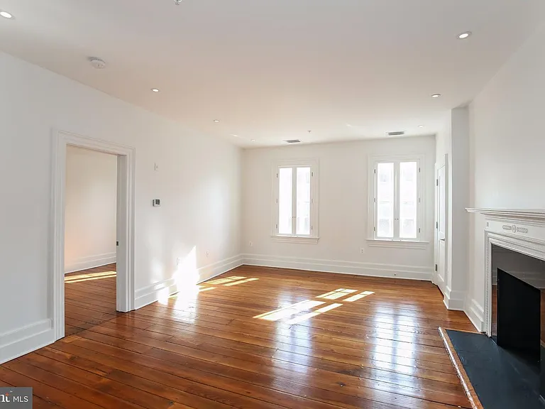 3009 M St NW #2 — Photo 10