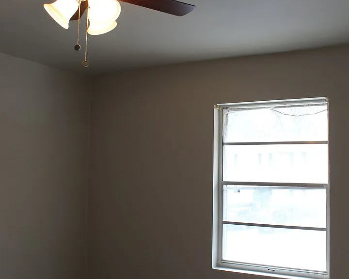 351 Hillcrest — Photo 34
